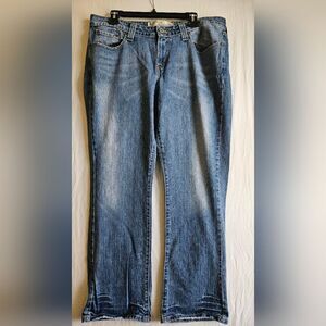 Levi's 518 Jeans Womens 15M (36x30)  Superlow Bootcut Medium Wash Denim Mid Rise